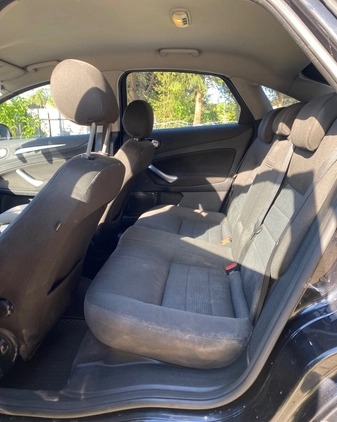 Ford Mondeo cena 15000 przebieg: 360000, rok produkcji 2007 z Starachowice małe 79